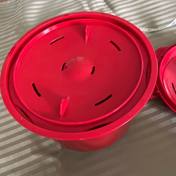 stem Red Microwave Multi-Cooker Lid Set - Picture 4 of 10